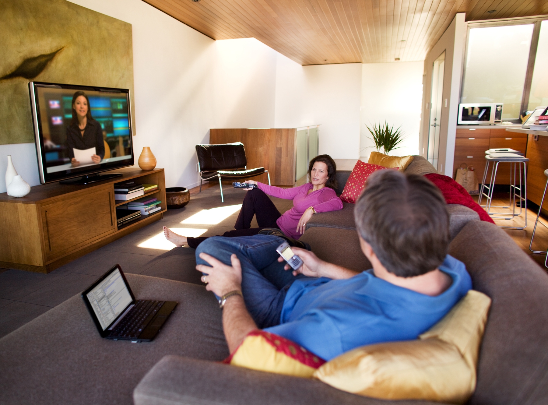 How to make watching television more enjoyable when you have hearing loss 