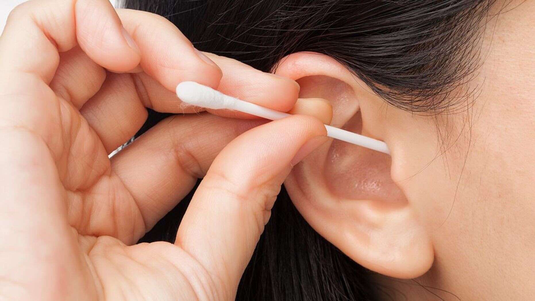 How Do I Properly Clean My Ears?