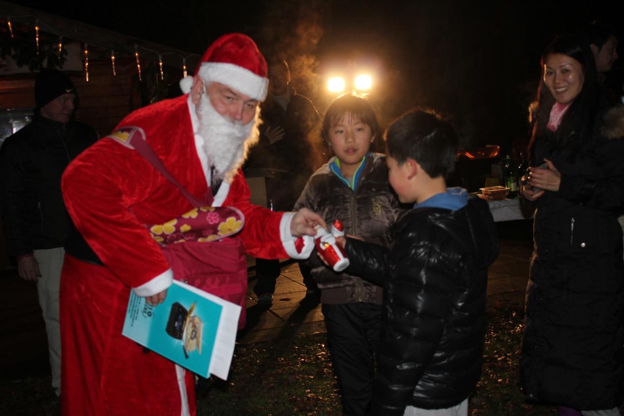 Santa’s little helper is hearing aids