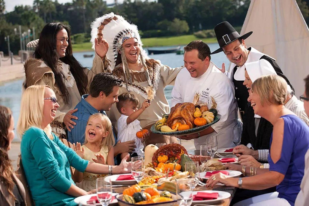 How to Tackle Thanksgiving Dinner When You Have Hearing Loss